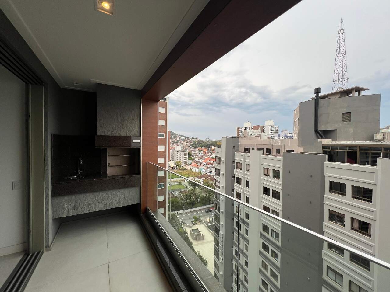 Apartamento para aluguel no Agronomica: 