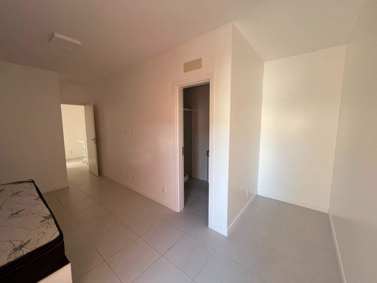 Apartamento para aluguel no Corrego Grande: