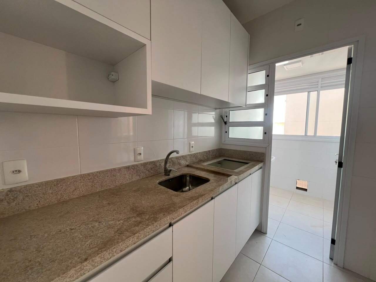 Apartamento para aluguel no Corrego Grande: