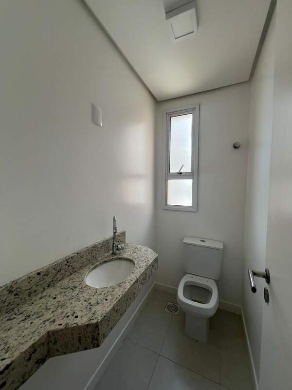 Apartamento para aluguel no Corrego Grande: