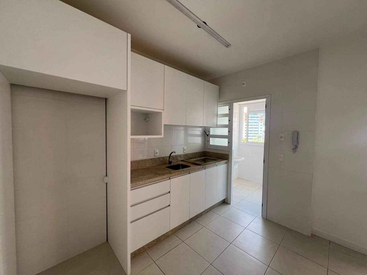 Apartamento para aluguel no Corrego Grande: