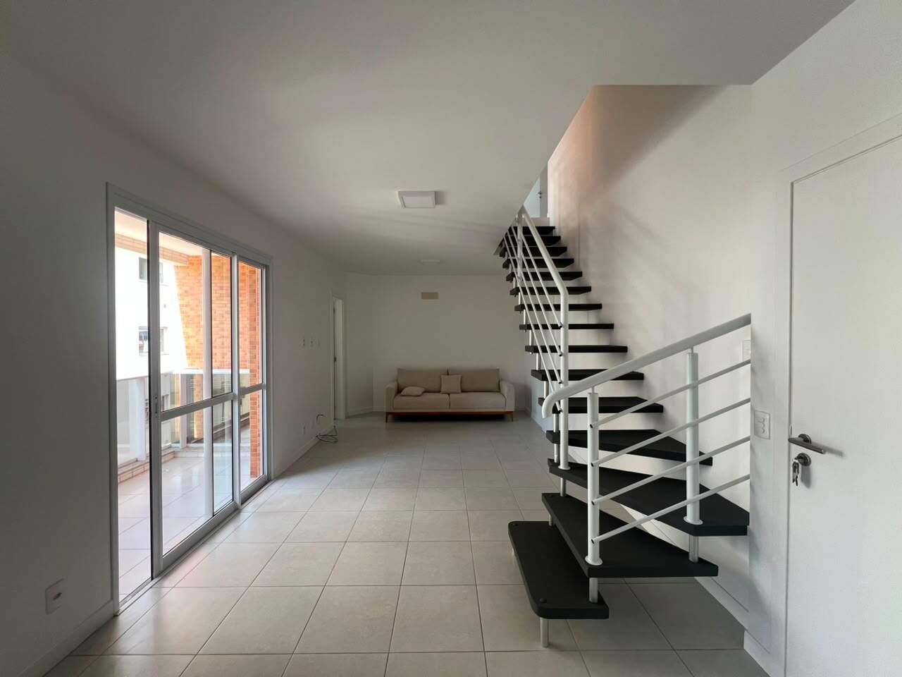 Apartamento para aluguel no Corrego Grande: 
