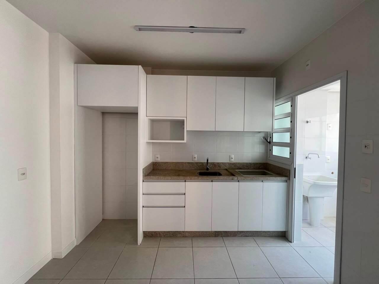 Apartamento para aluguel no Corrego Grande:
