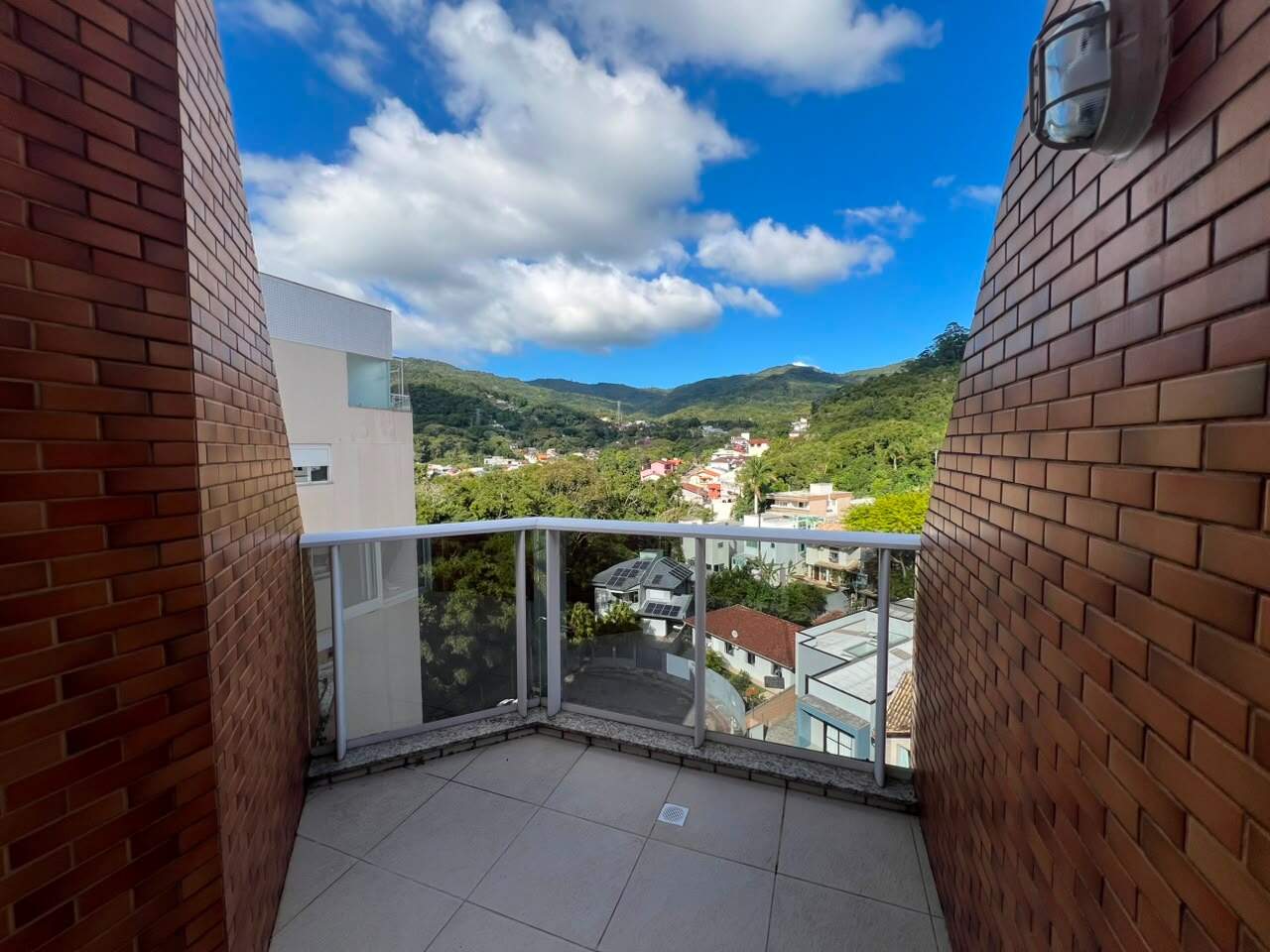 Apartamento para aluguel no Corrego Grande: