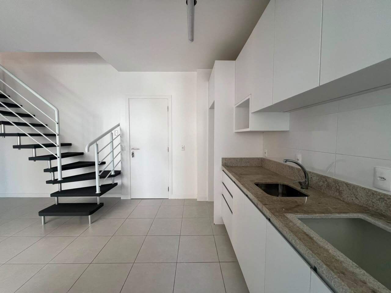 Apartamento para aluguel no Corrego Grande: