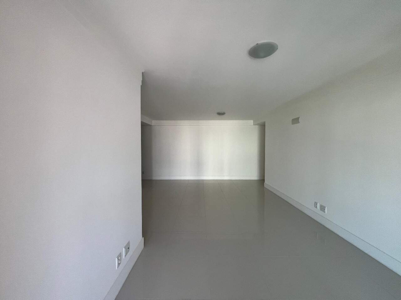 Apartamento para aluguel no Agronomica: 