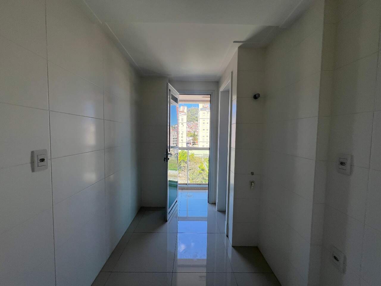 Apartamento para aluguel no Agronomica: 