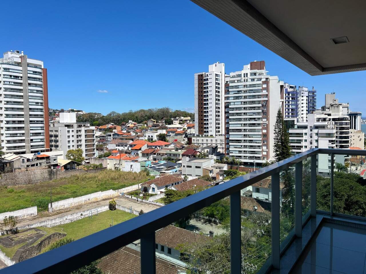 Apartamento para aluguel no Agronomica: 
