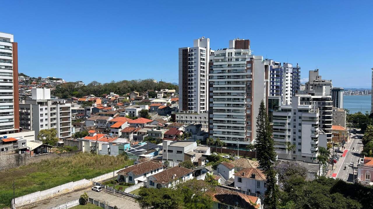 Apartamento para aluguel no Agronomica: 