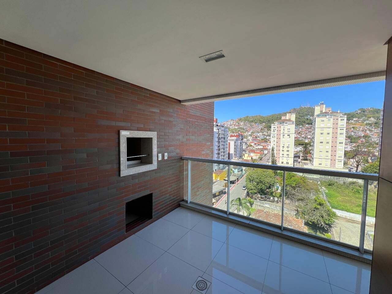 Apartamento para aluguel no Agronomica: 