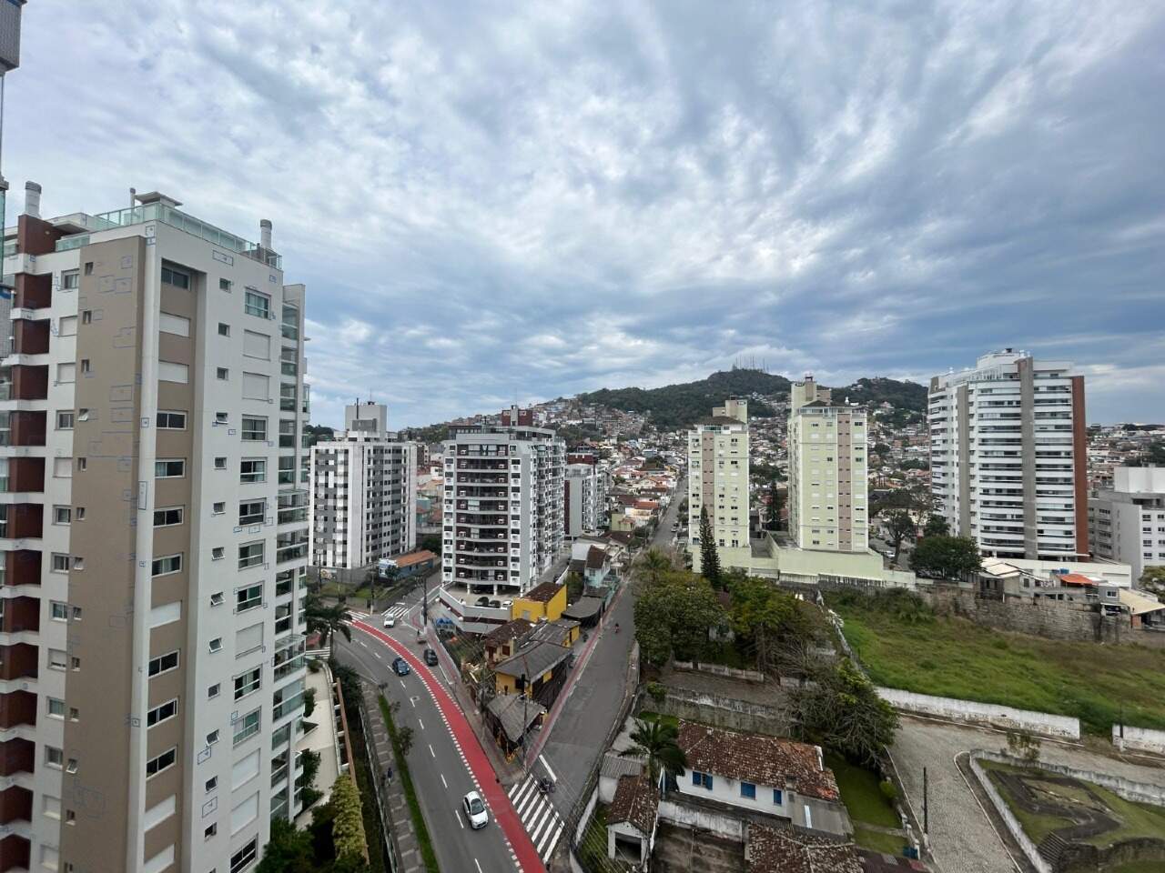 Apartamento para aluguel no Agronomica: 