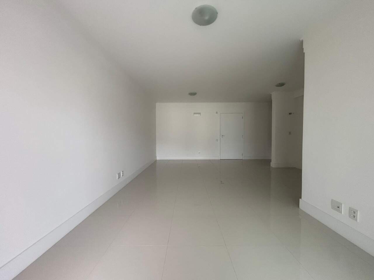 Apartamento para aluguel no Agronomica: 