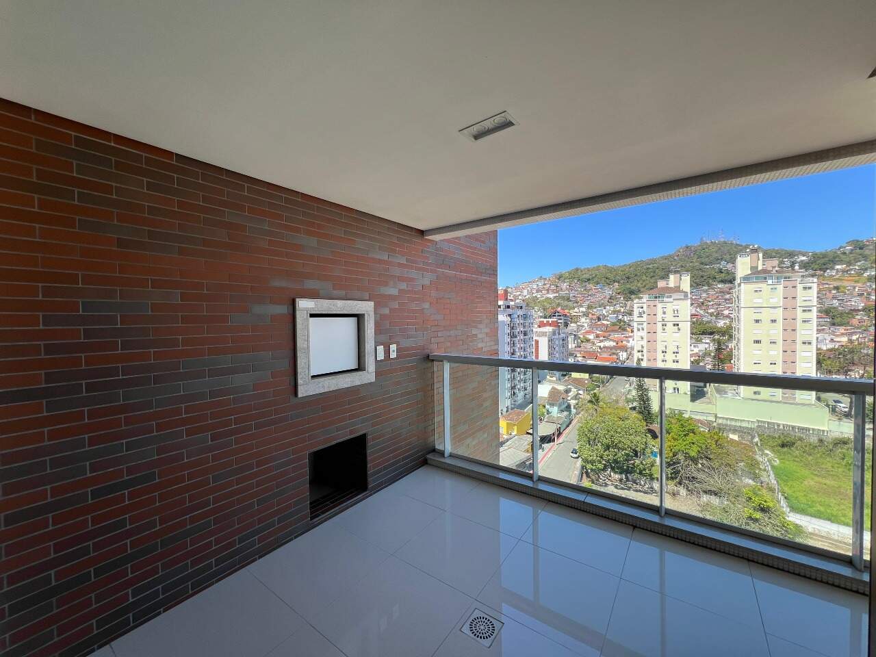 Apartamento para aluguel no Agronomica: 