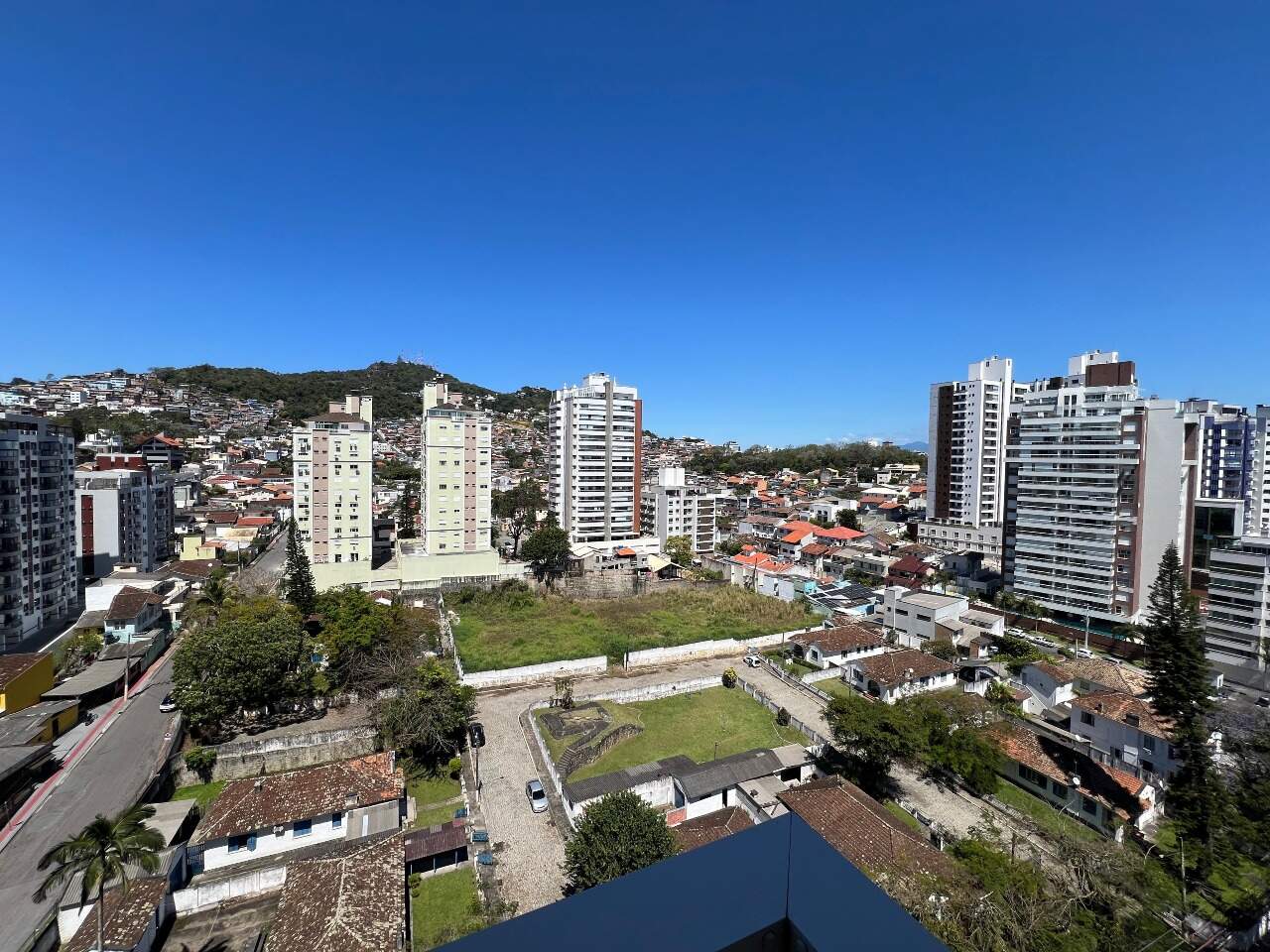 Apartamento para aluguel no Agronomica: 