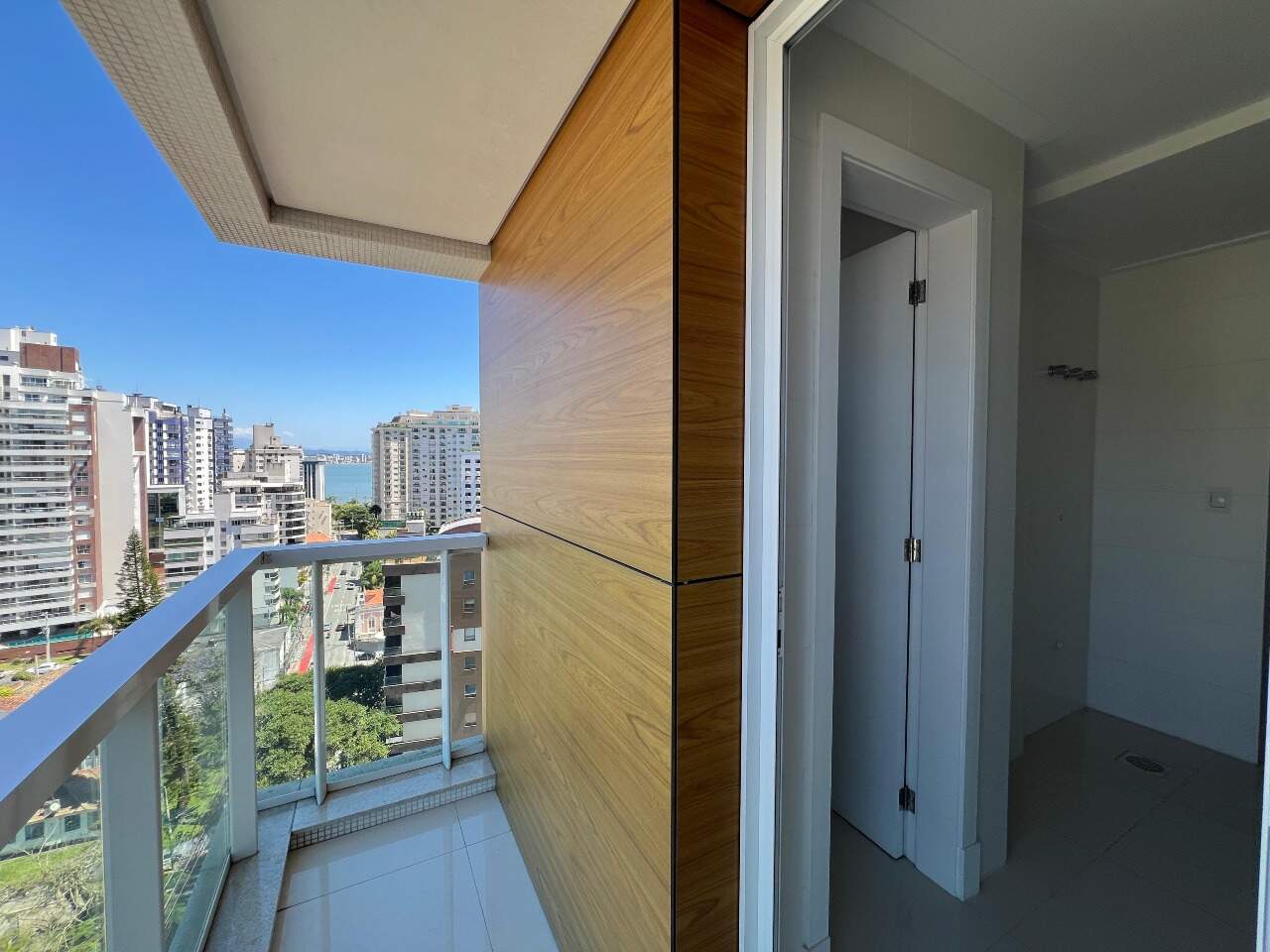 Apartamento para aluguel no Agronomica: 