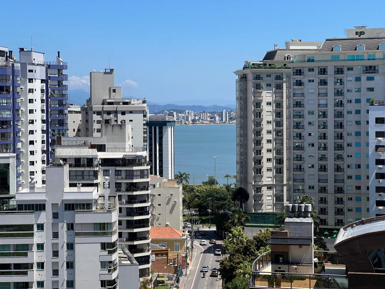 Apartamento para aluguel no Agronomica: 