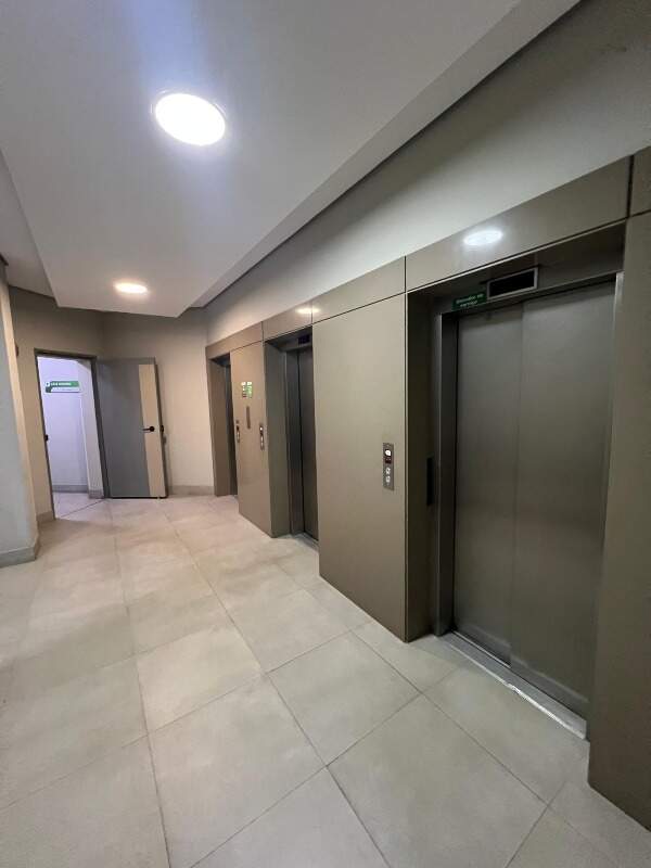 Sala para aluguel no Trindade: 