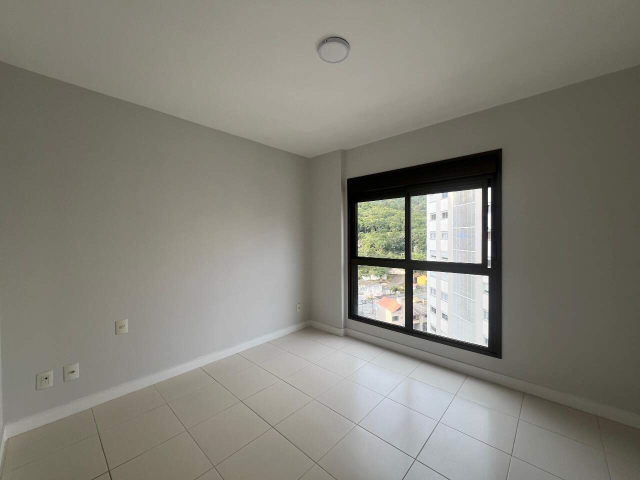 Apartamento para aluguel no Itacorubi: 