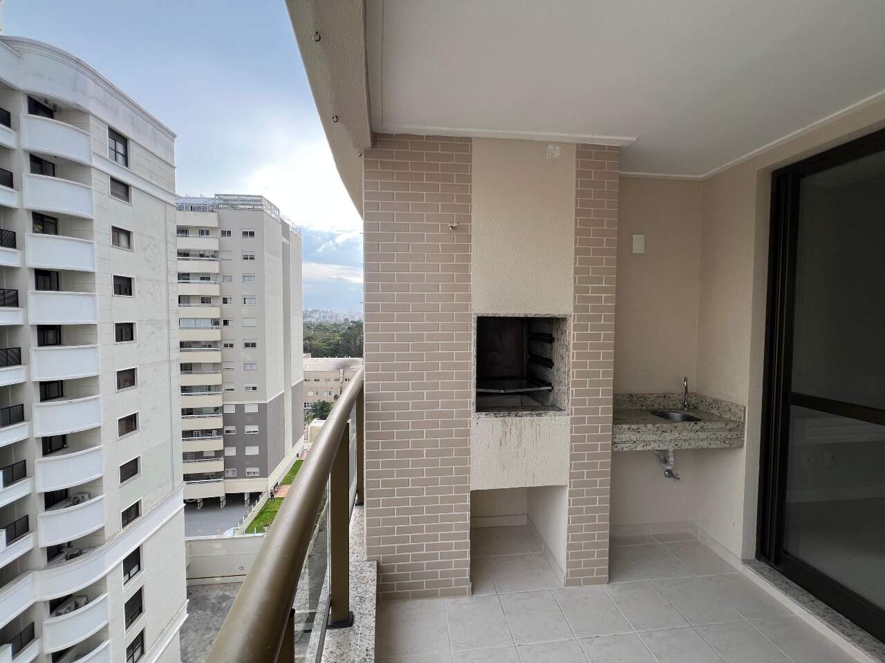 Apartamento para aluguel no Itacorubi: 