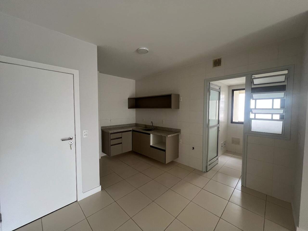 Apartamento para aluguel no Itacorubi: 