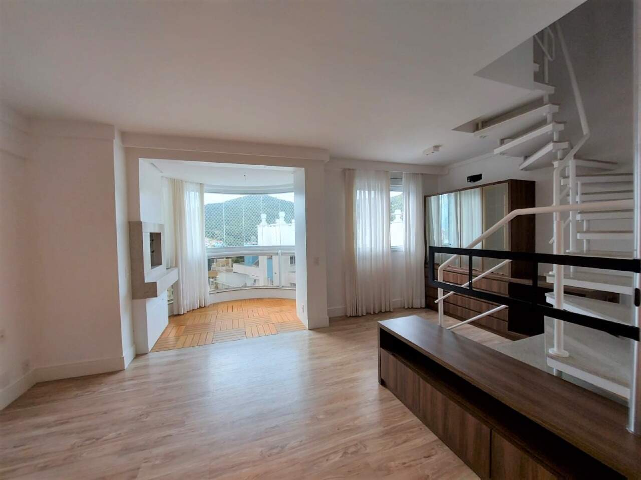 Apartamento para aluguel no Itacorubi: 