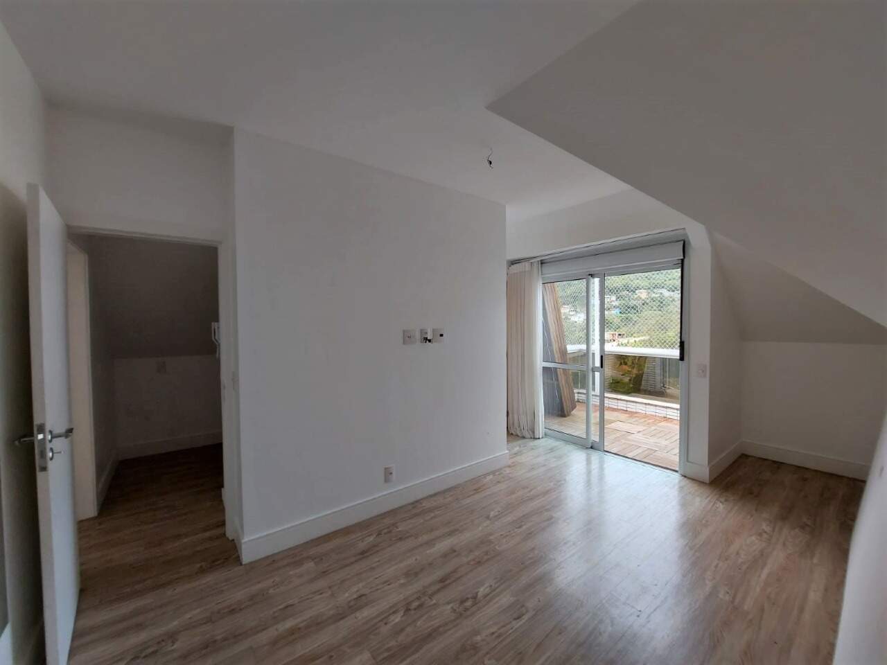 Apartamento para aluguel no Itacorubi: 