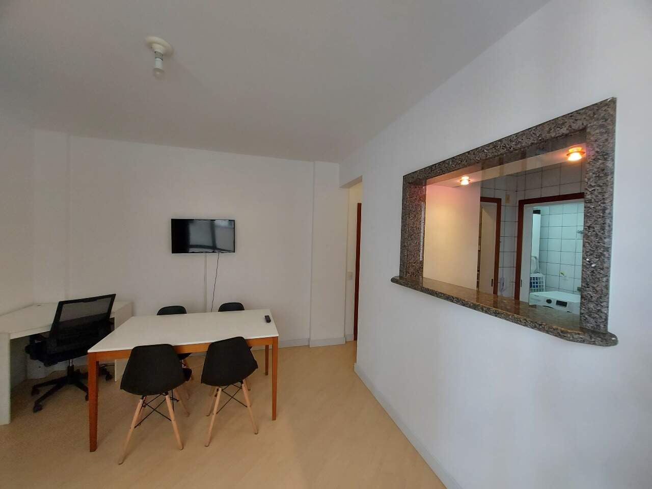 Apartamento para aluguel no Agronomica: 