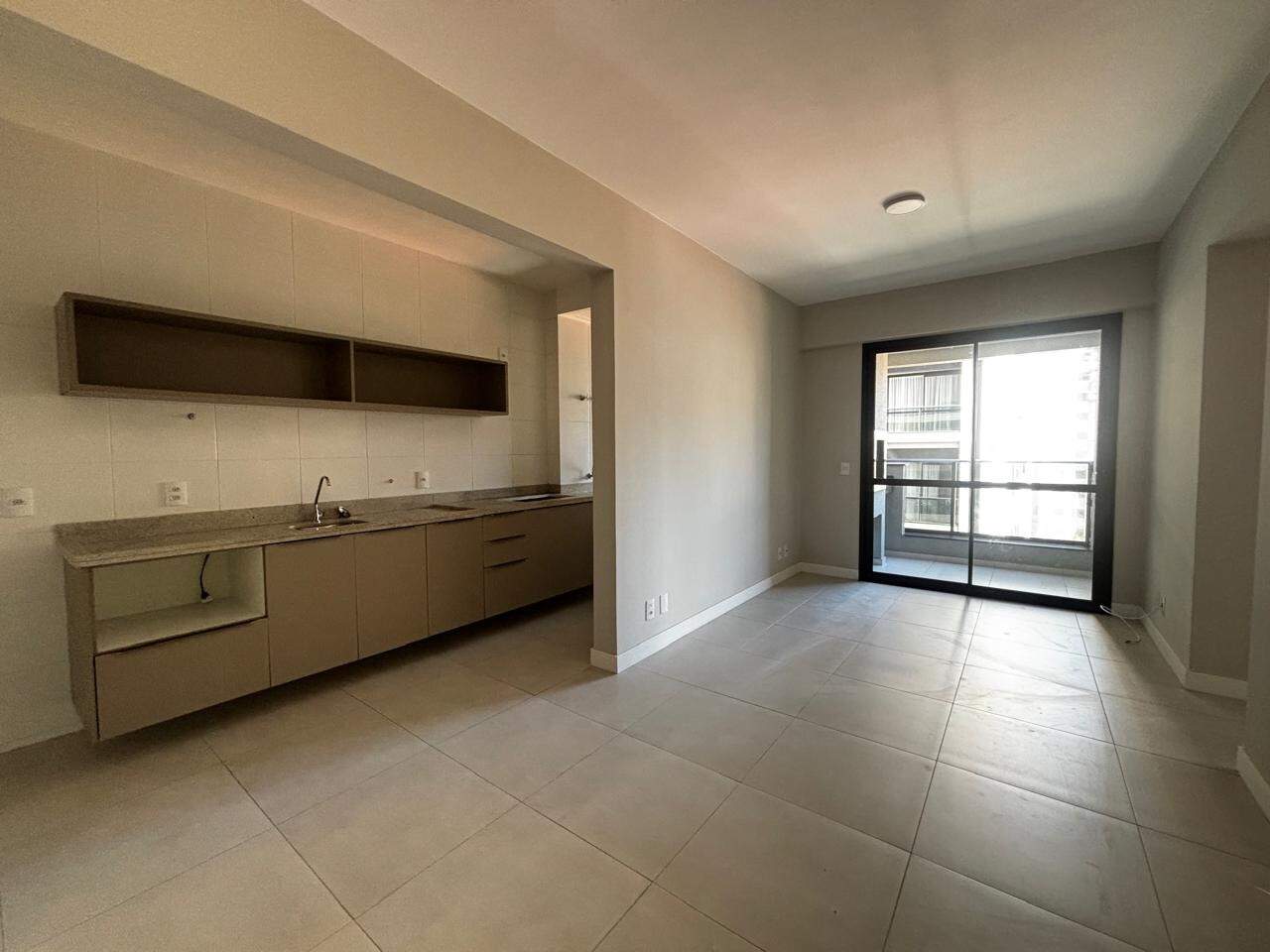 Apartamento para aluguel no Centro: 