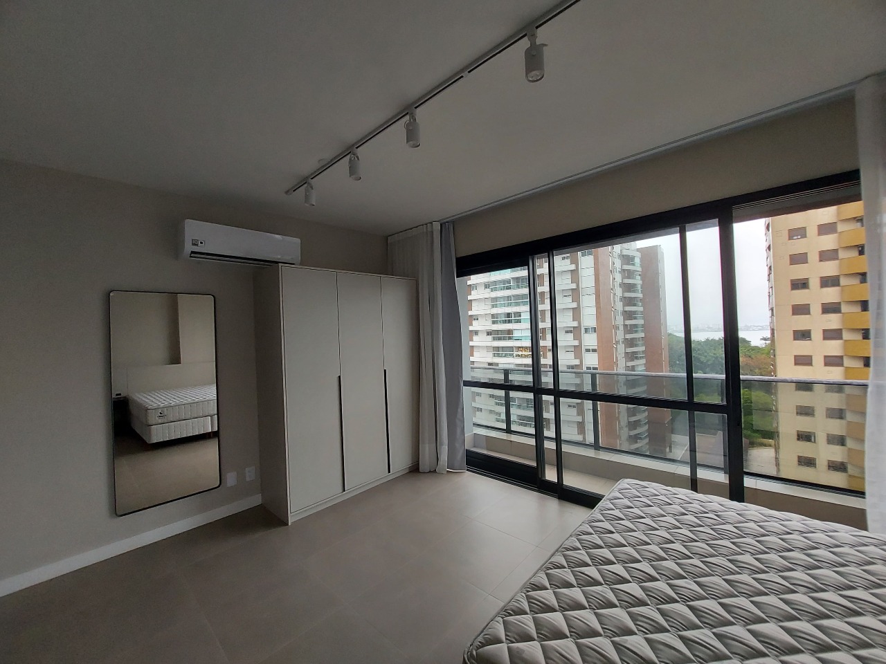 Apartamento para aluguel no Centro: 