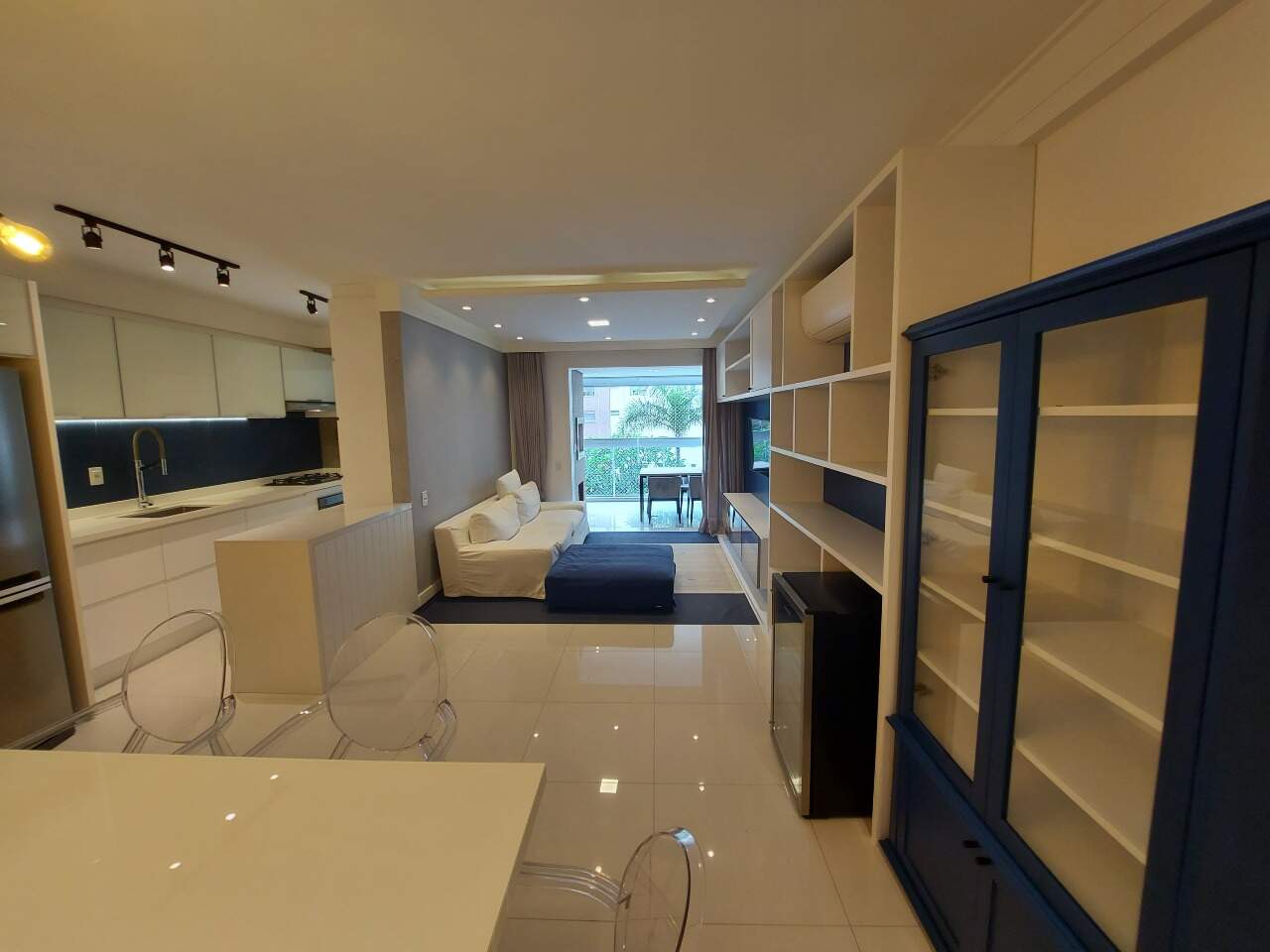 Apartamento para aluguel no Agronomica: 