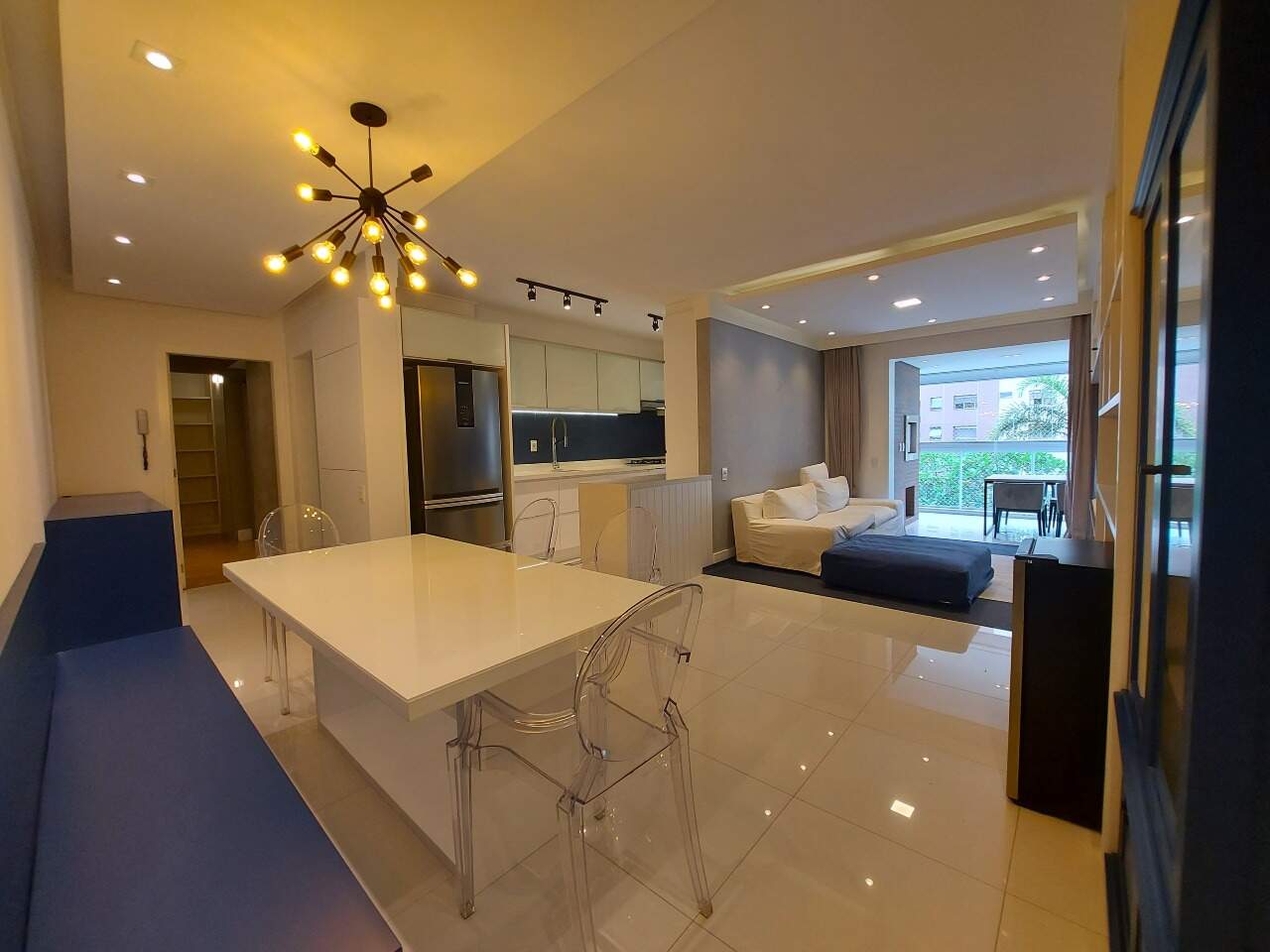 Apartamento para aluguel no Agronomica: 