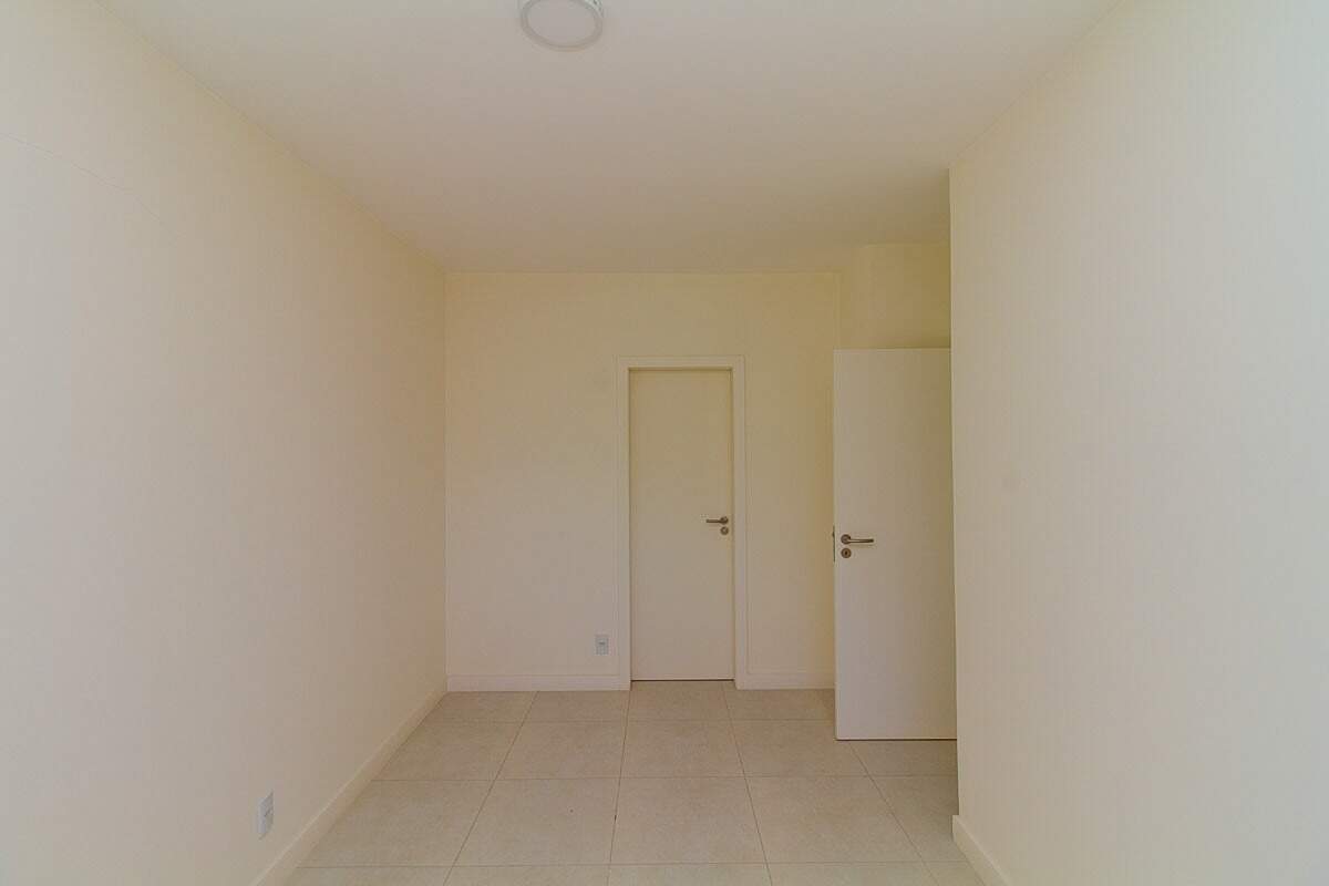 Apartamento para aluguel no Itacorubi: 15 - Suite