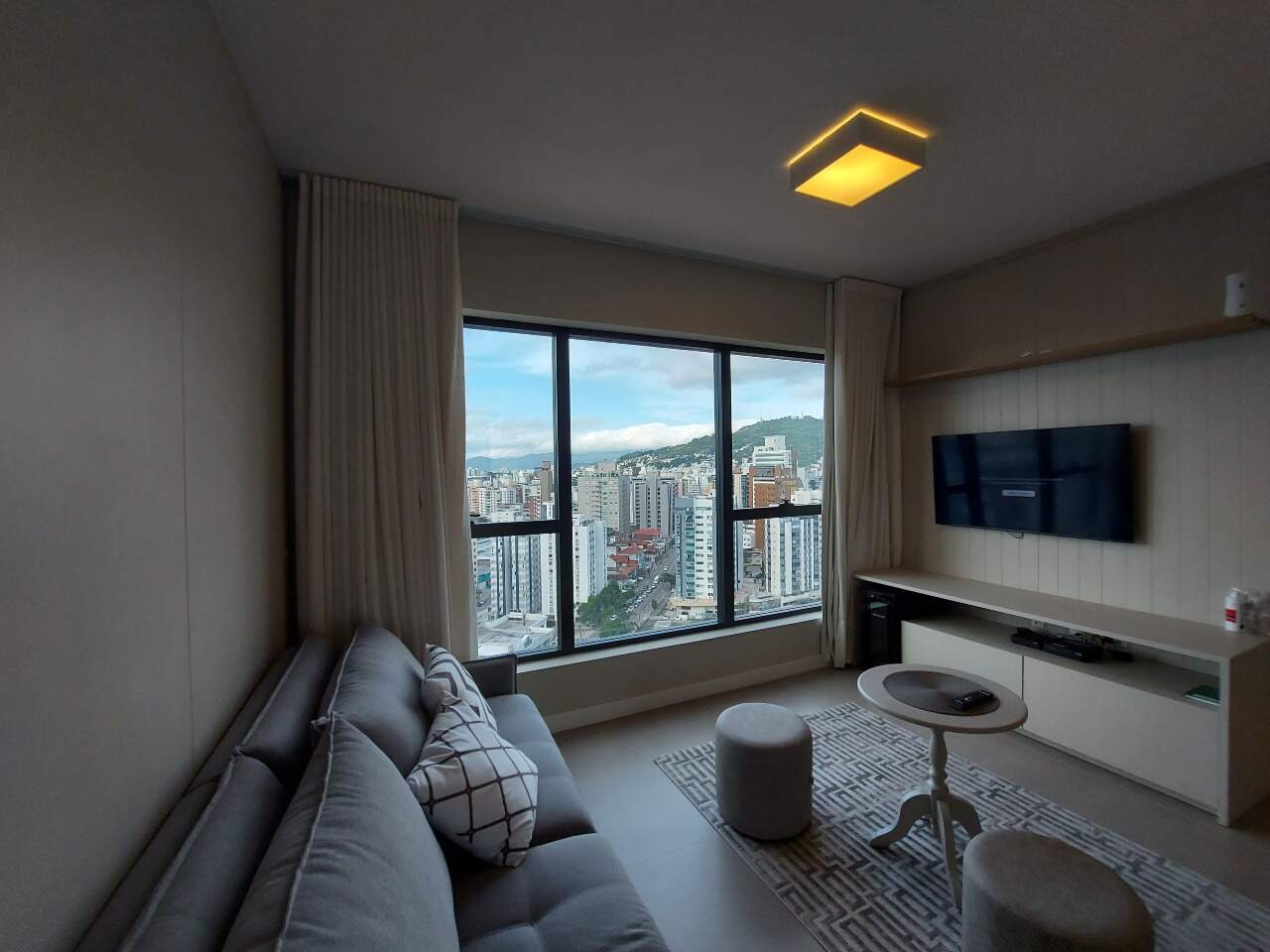 Apartamento para aluguel no Centro: 