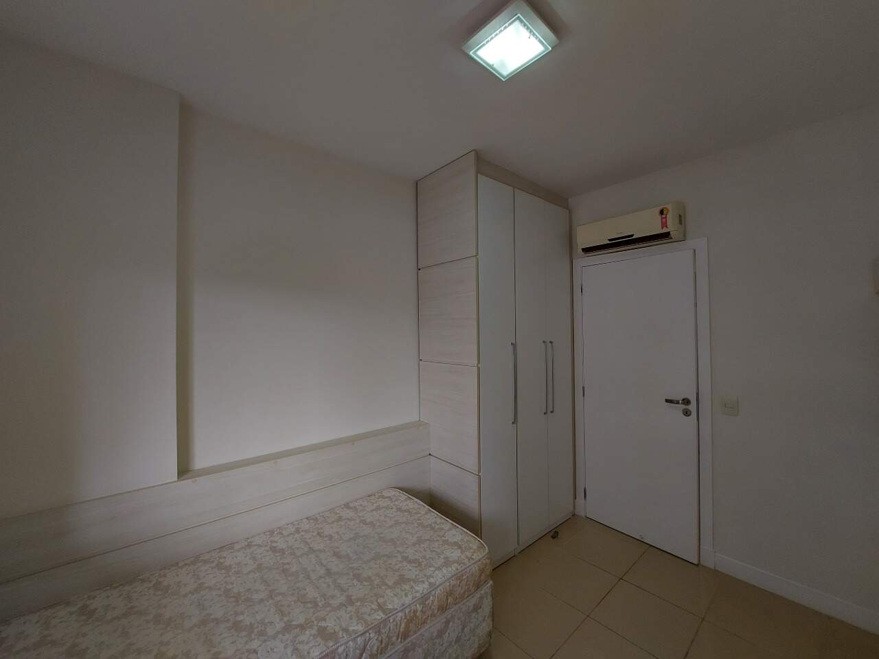 Apartamento para aluguel no Trindade: 