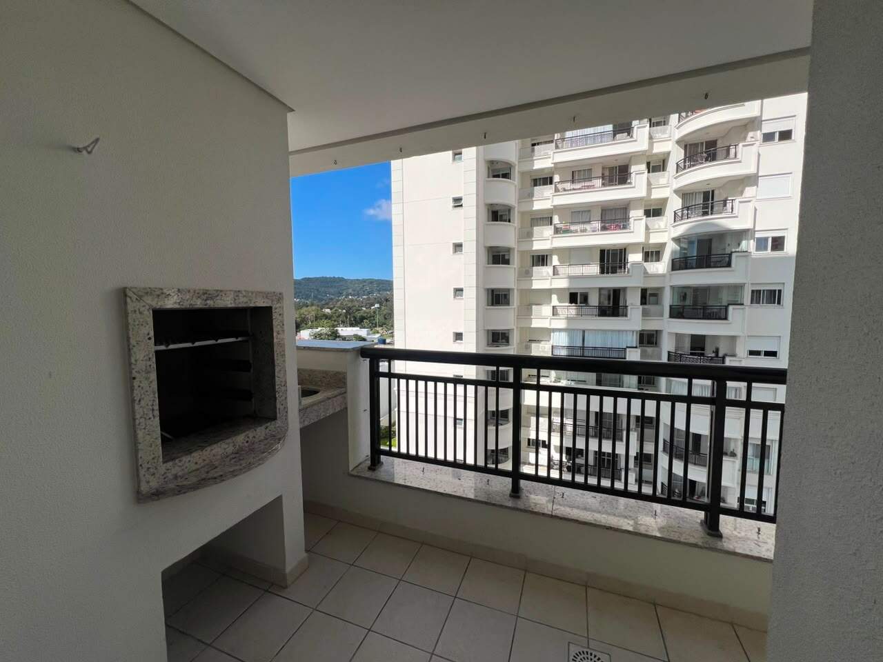 Apartamento para aluguel no Trindade: 