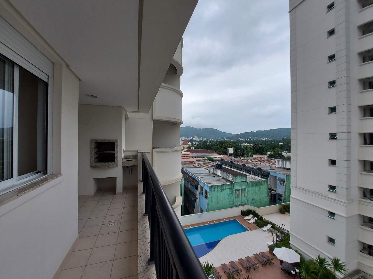 Apartamento para aluguel no Trindade: 