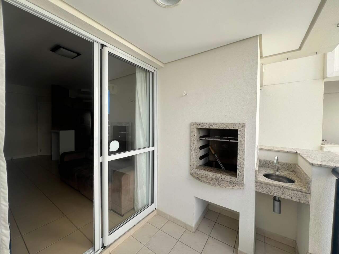 Apartamento para aluguel no Trindade: