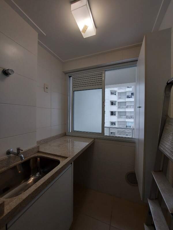 Apartamento para aluguel no Trindade: 