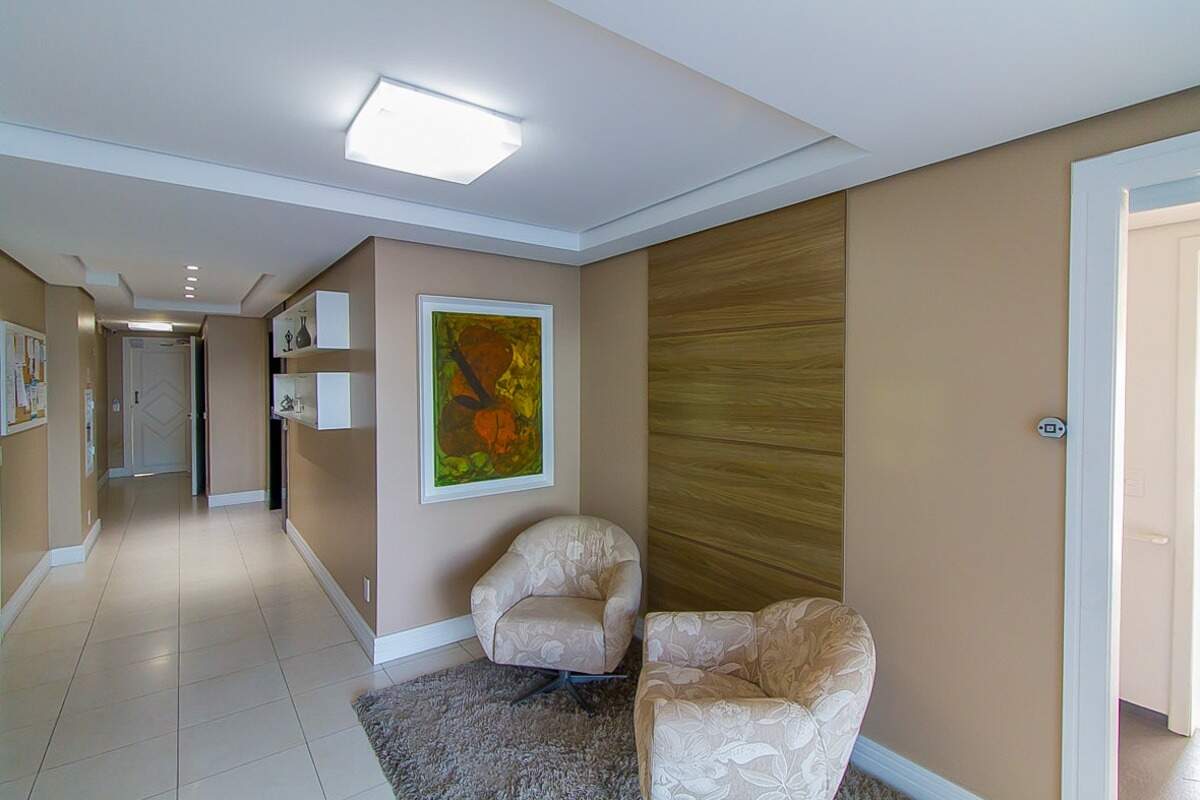 Apartamento para aluguel no Carvoeira: