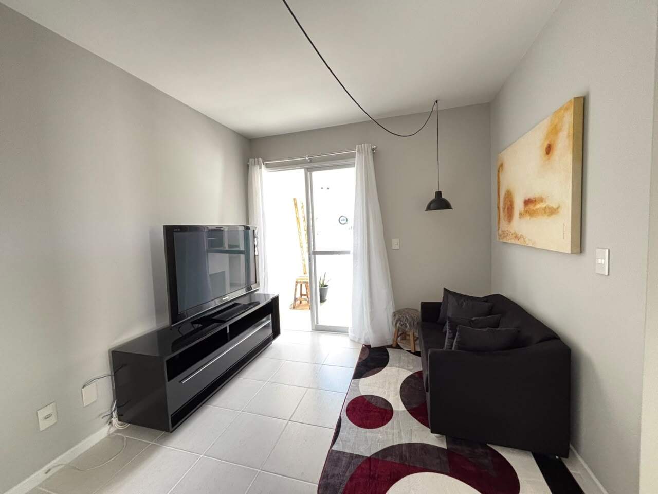 Apartamento para aluguel no Carvoeira: 