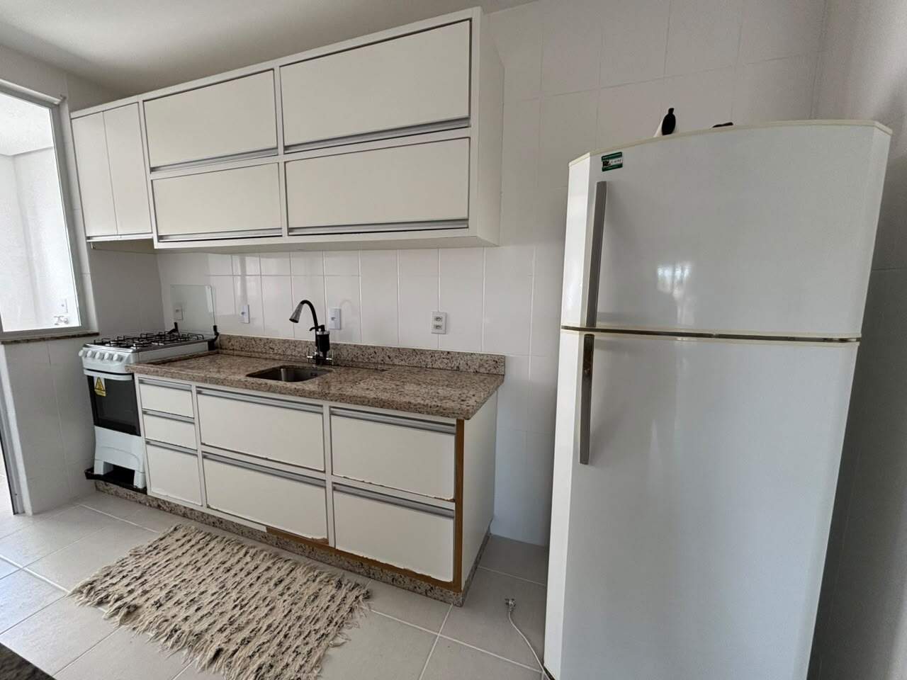 Apartamento para aluguel no Carvoeira: