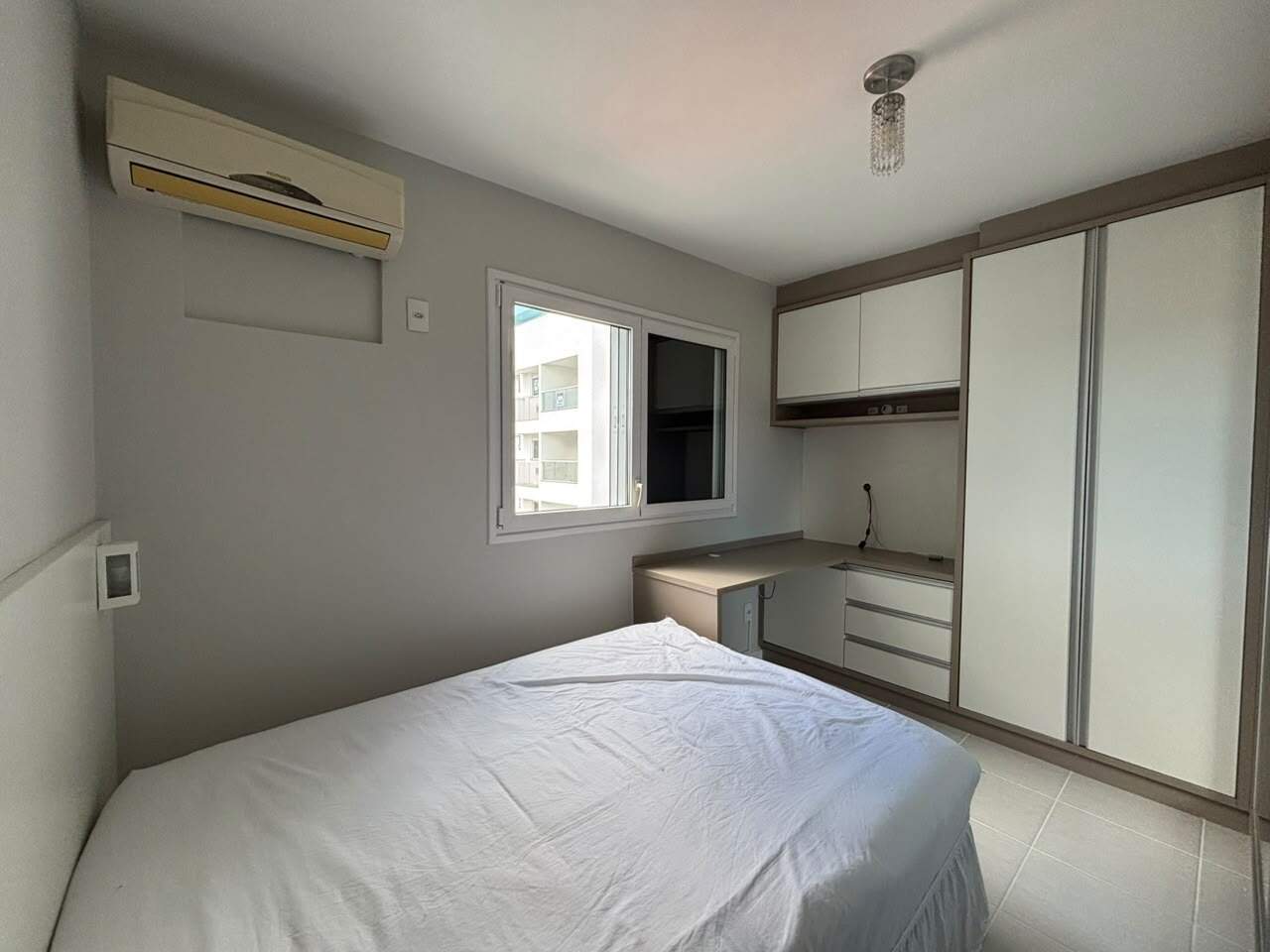 Apartamento para aluguel no Carvoeira: