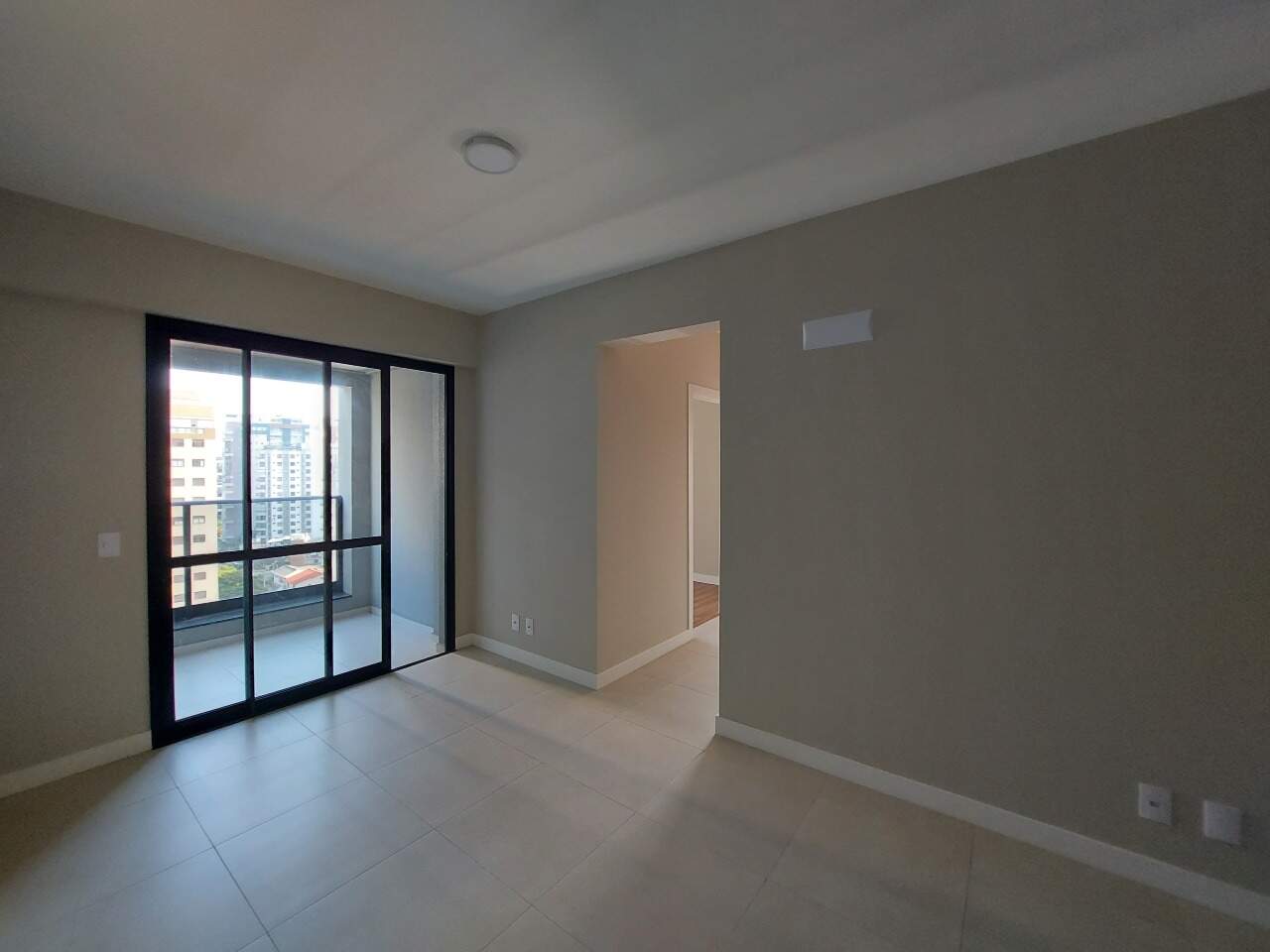 Apartamento para aluguel no Centro: 