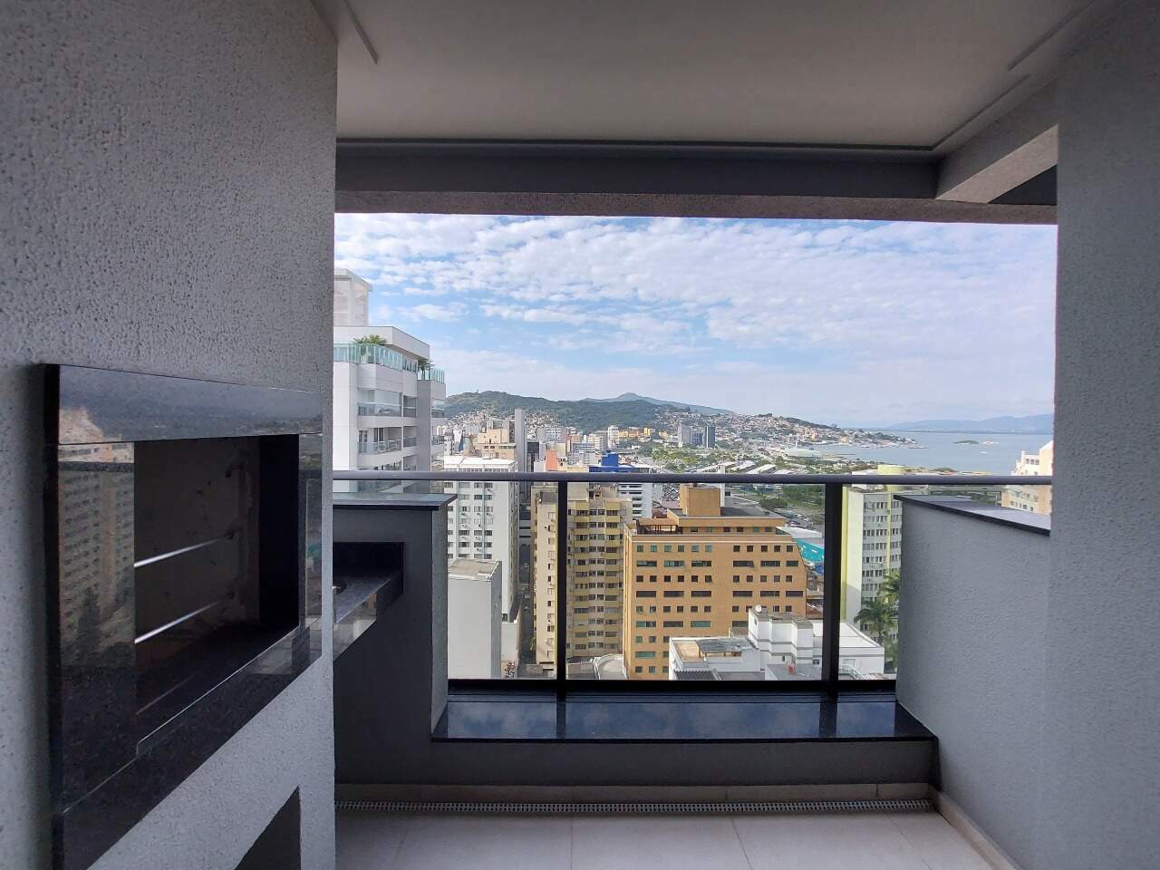Apartamento para aluguel no Centro: 