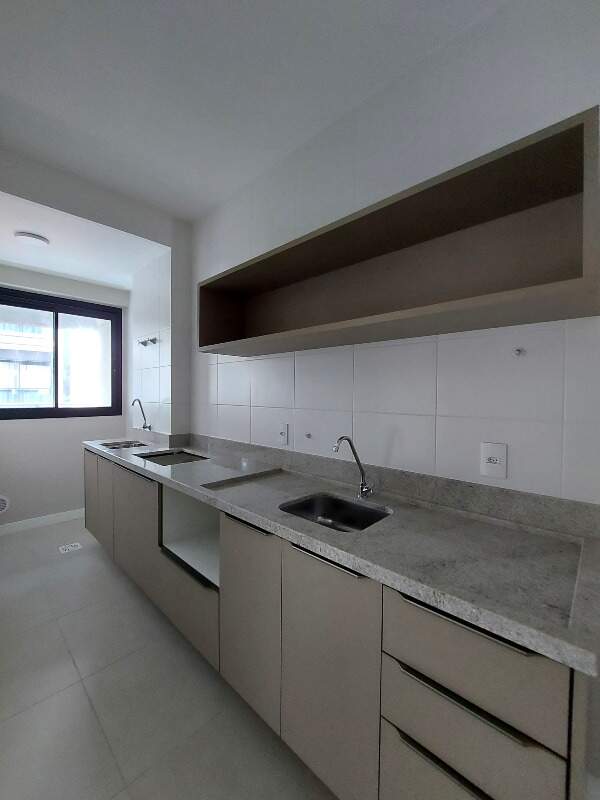 Apartamento para aluguel no Centro: 