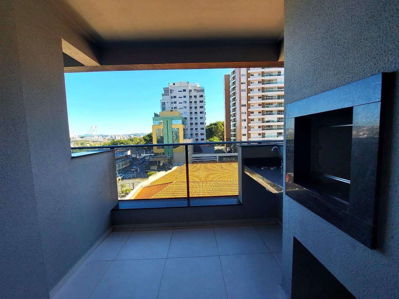 Apartamento para aluguel no Centro: 