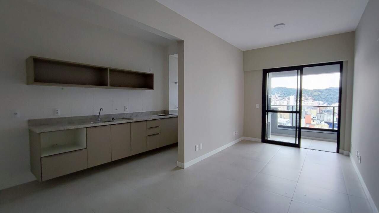 Apartamento para aluguel no Centro: 