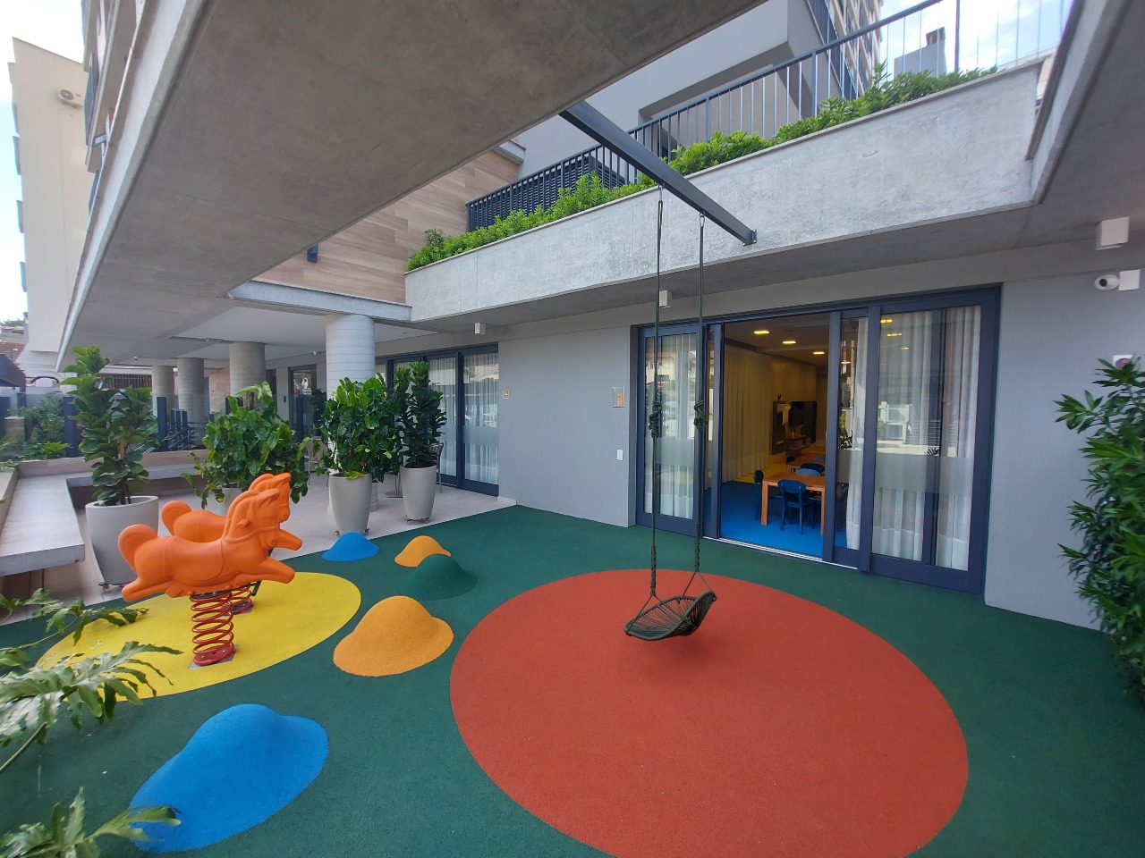 Apartamento para aluguel no Canto: 