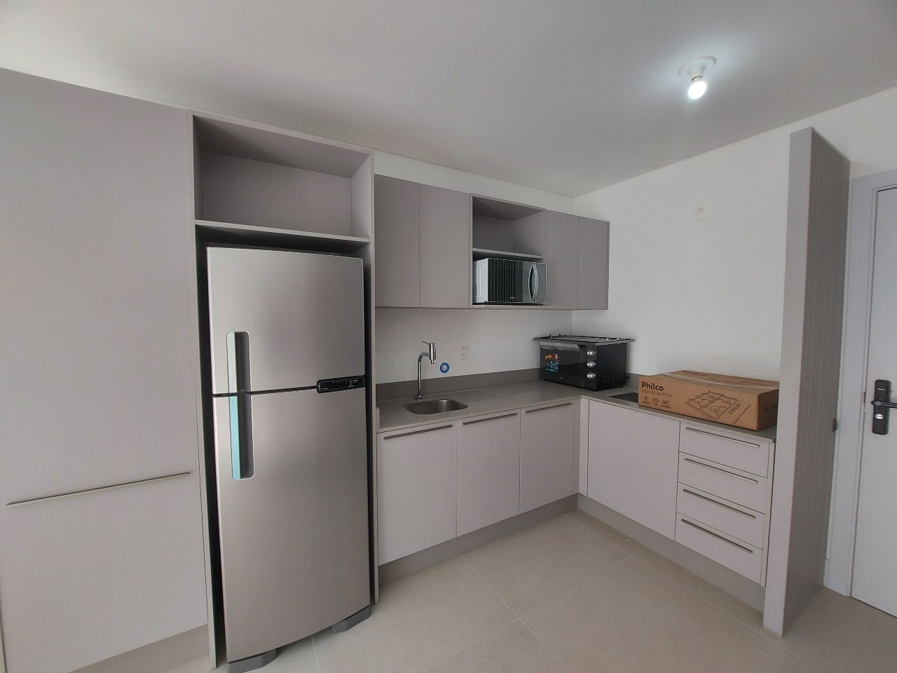 Apartamento para aluguel no Canto: 