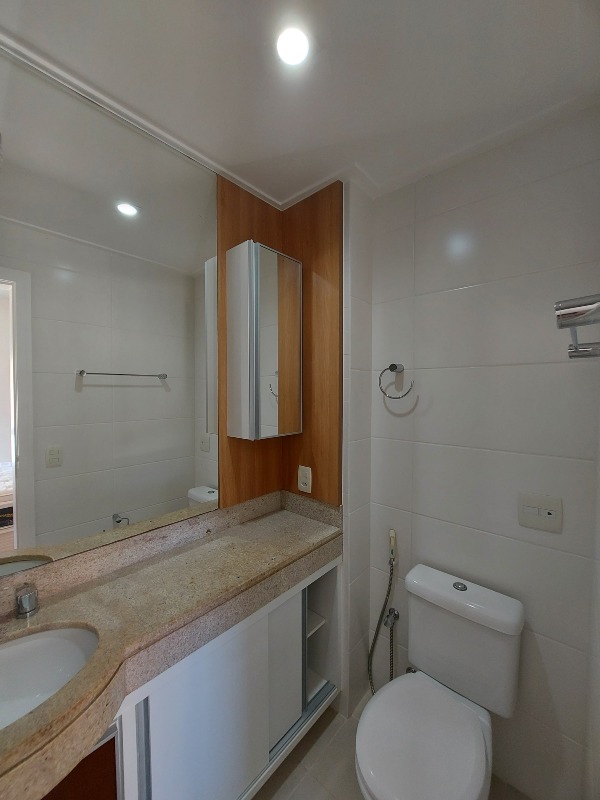 Apartamento para aluguel no Trindade: 